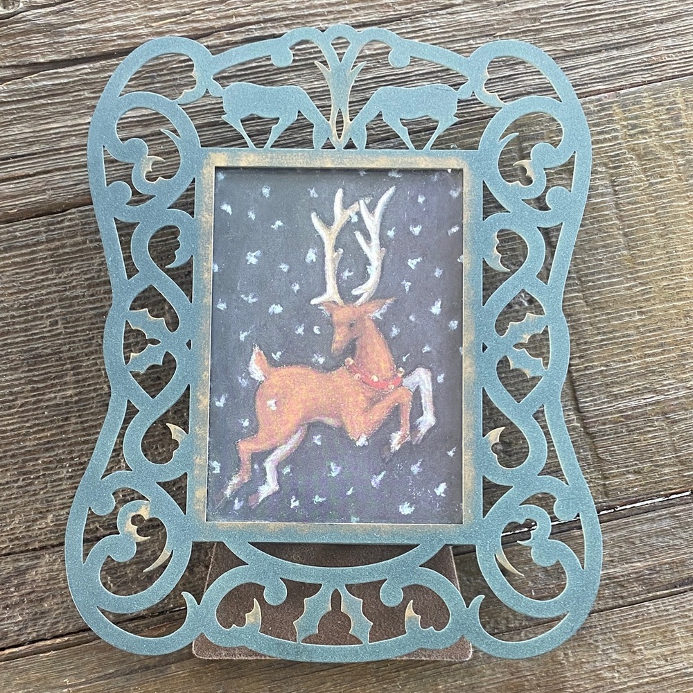 Vintage metal deer lazer cut holiday chirstmas frame. Cabincore rustic country